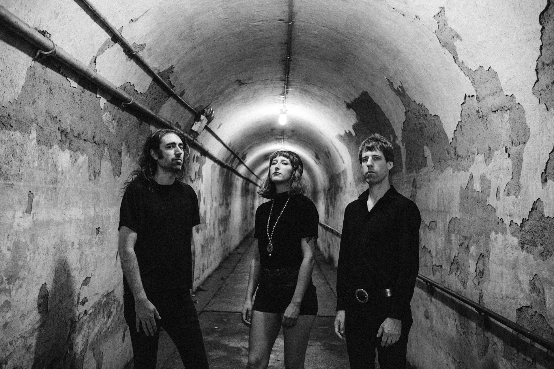 A Place To Bury Strangers - Tunnel