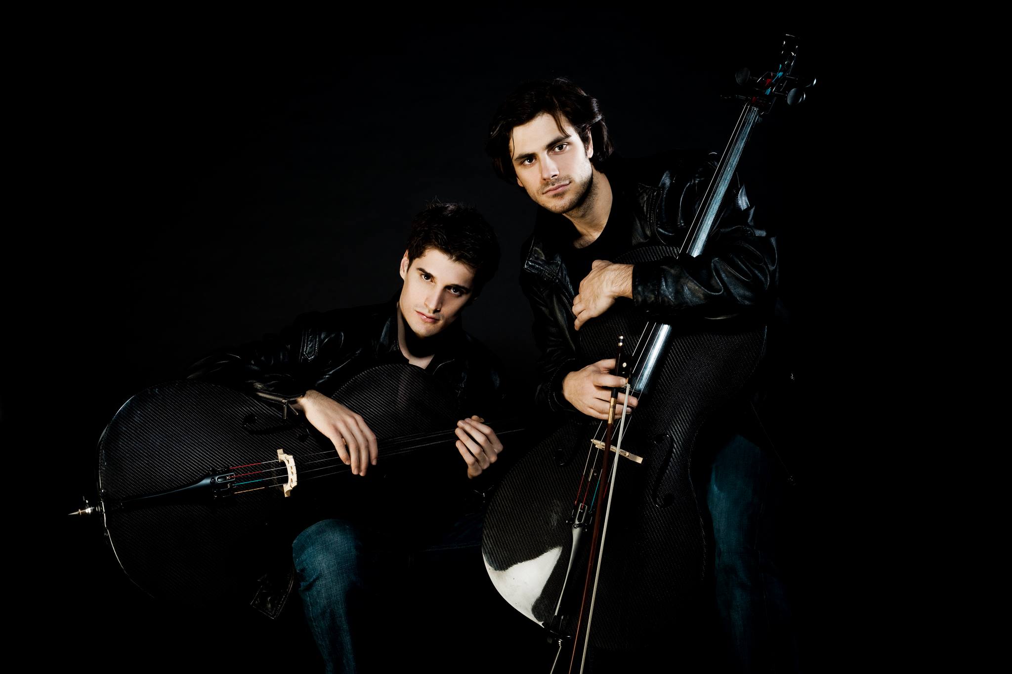 2Cellos - portrait