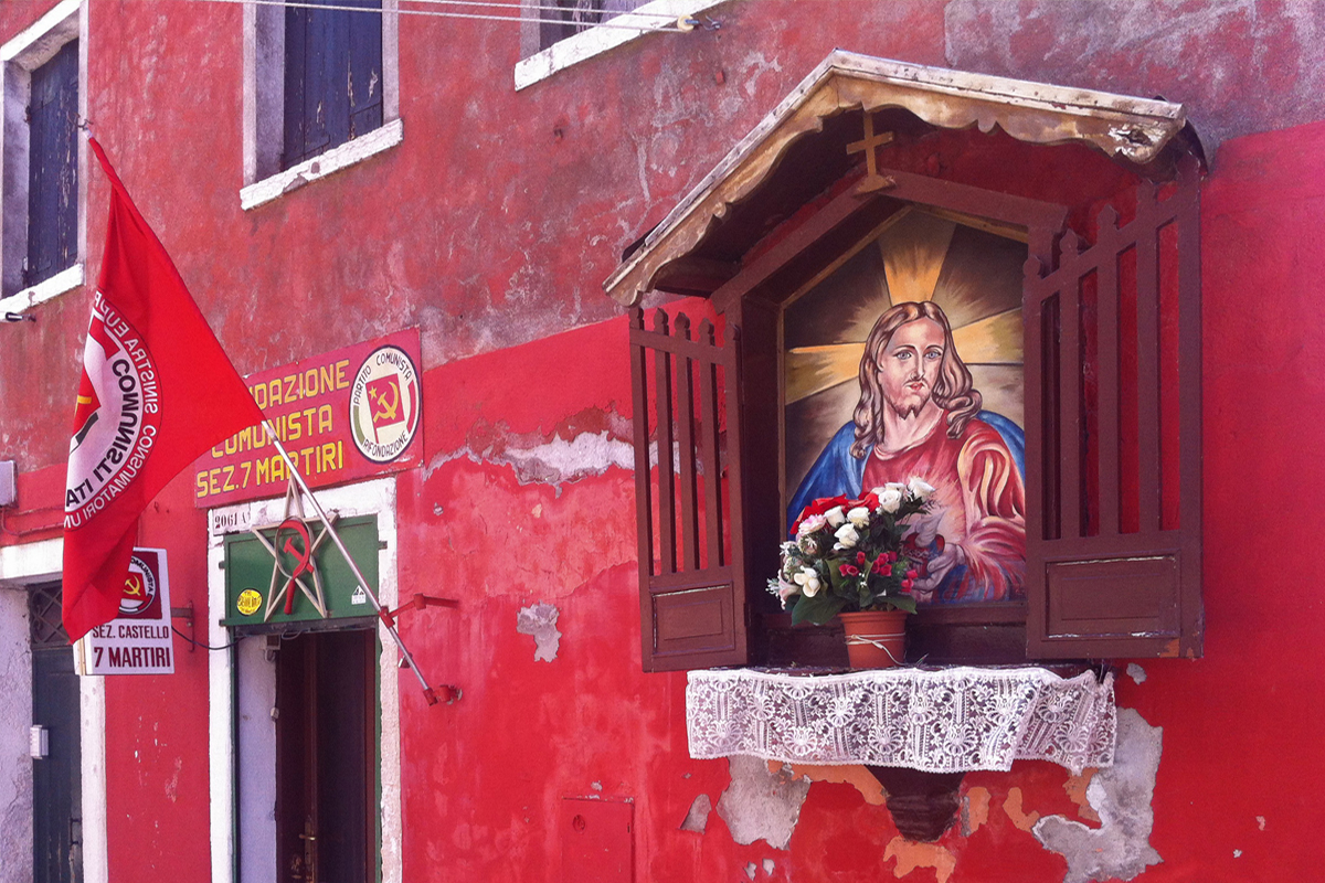 spineless.it blog - Beato chi non ci sente. comunismo e religione