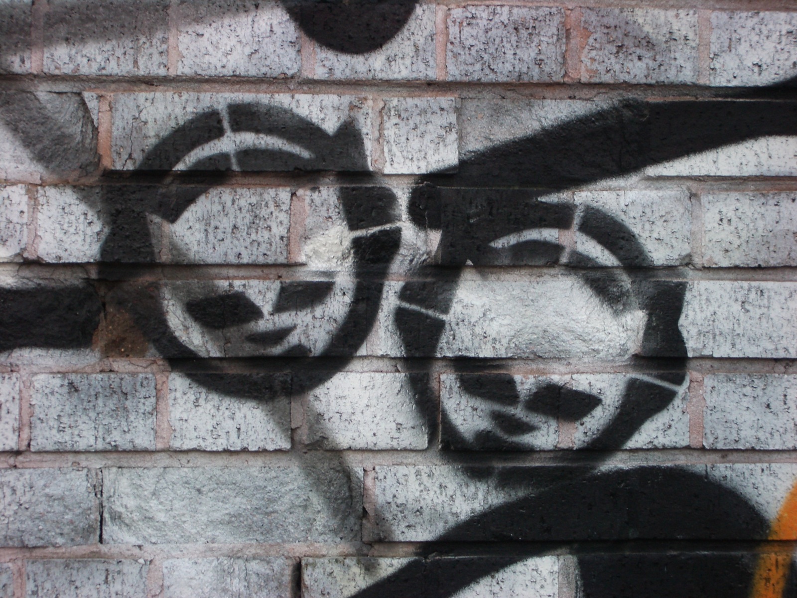 Napster wall - I diari della pirateria