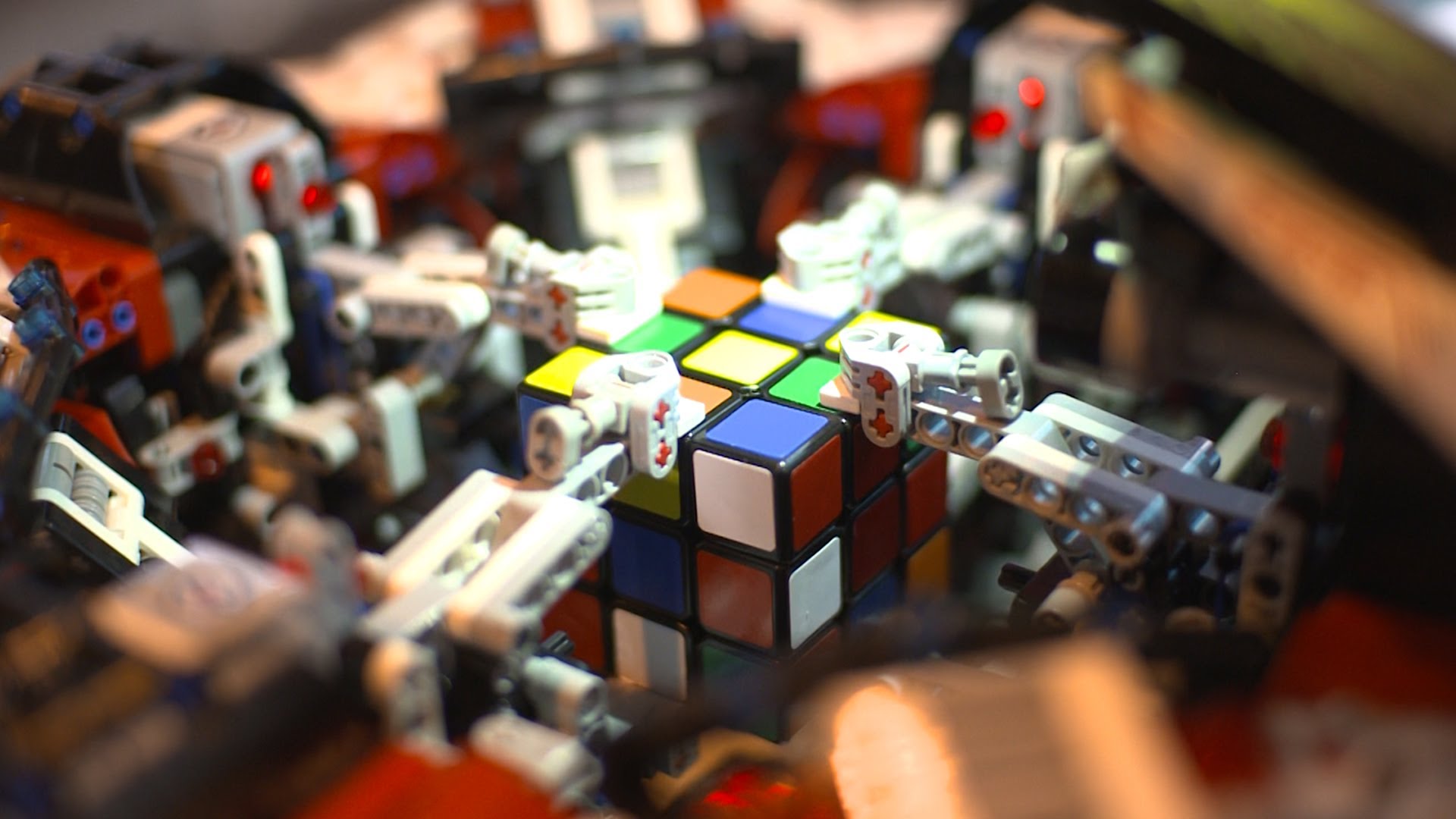 Frammenti - Leave the scientist in his Rubik's cube